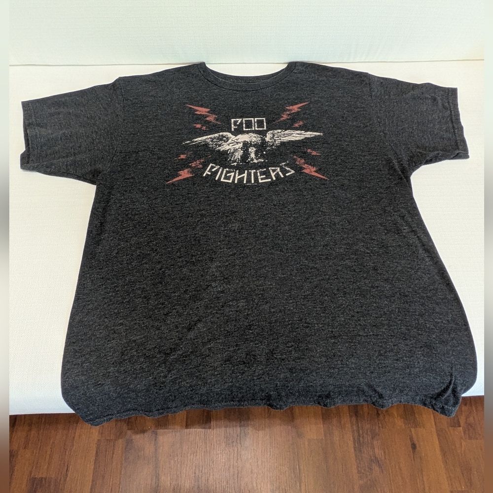 Foo Fighters Eagle Vintage Look Charcoal Graphic Tee